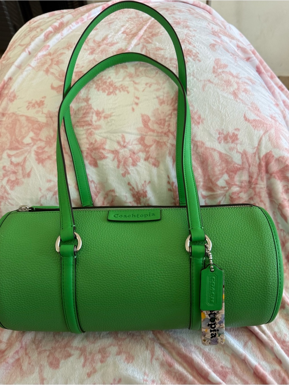 Coach Green Barrel Shoulder Bag - Coachtopia Leather